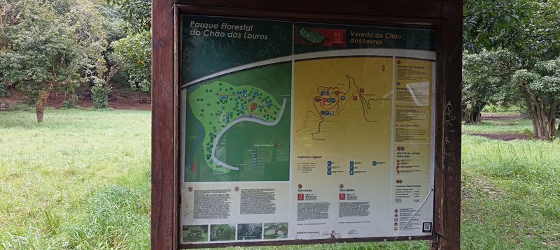 Initial information board for the PR 22 trail at the Chão dos Louros trailhead